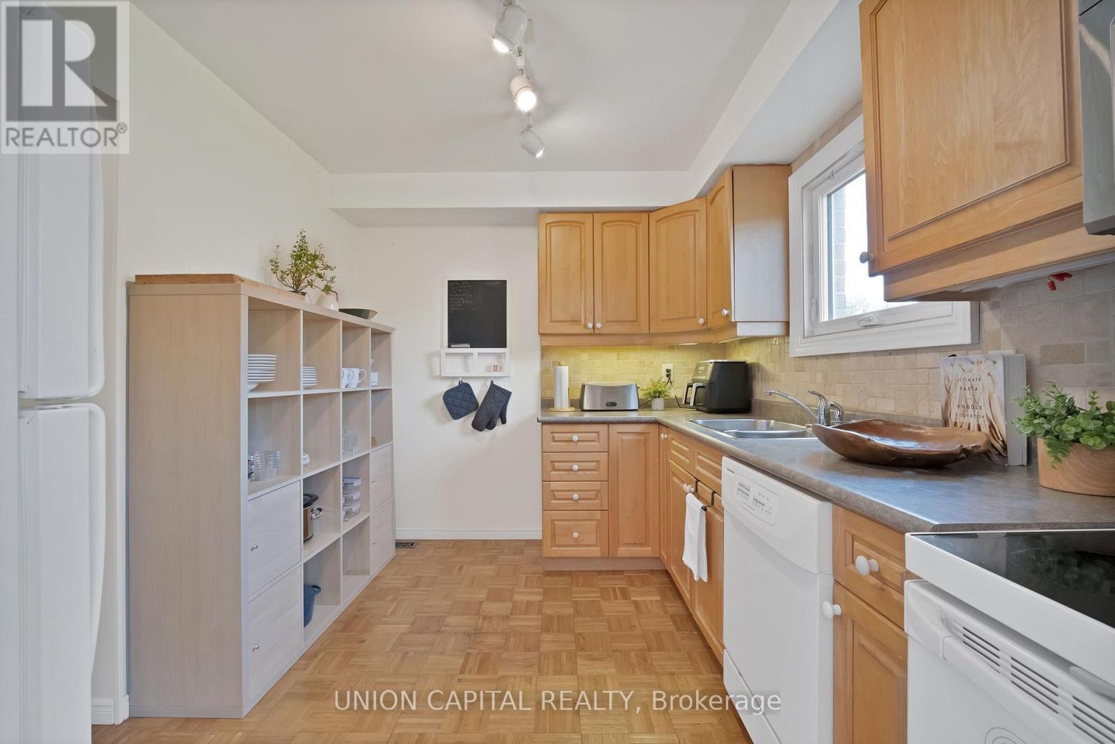 73 Humphrey Drive Property Photo 15