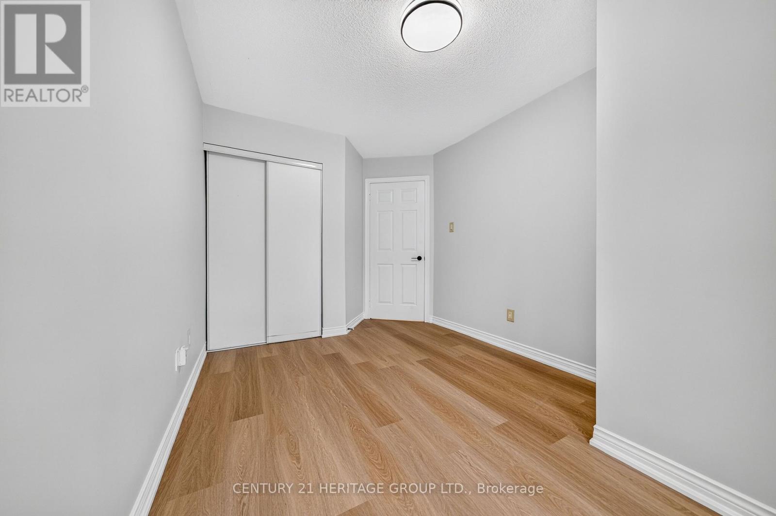1 - 1 Guildpark Pathway Property Photo 18