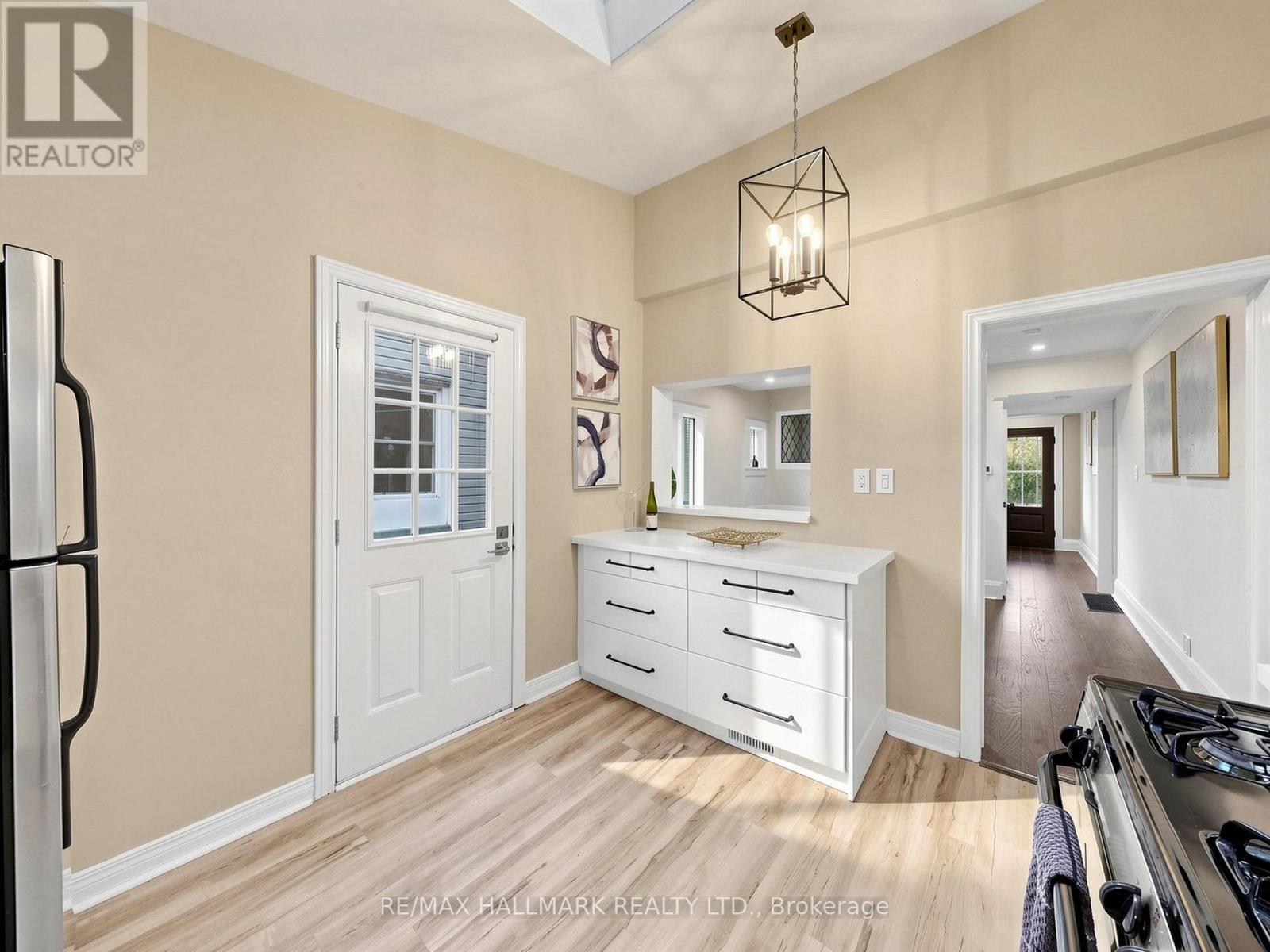 211 Golfview Avenue Property Photo 13