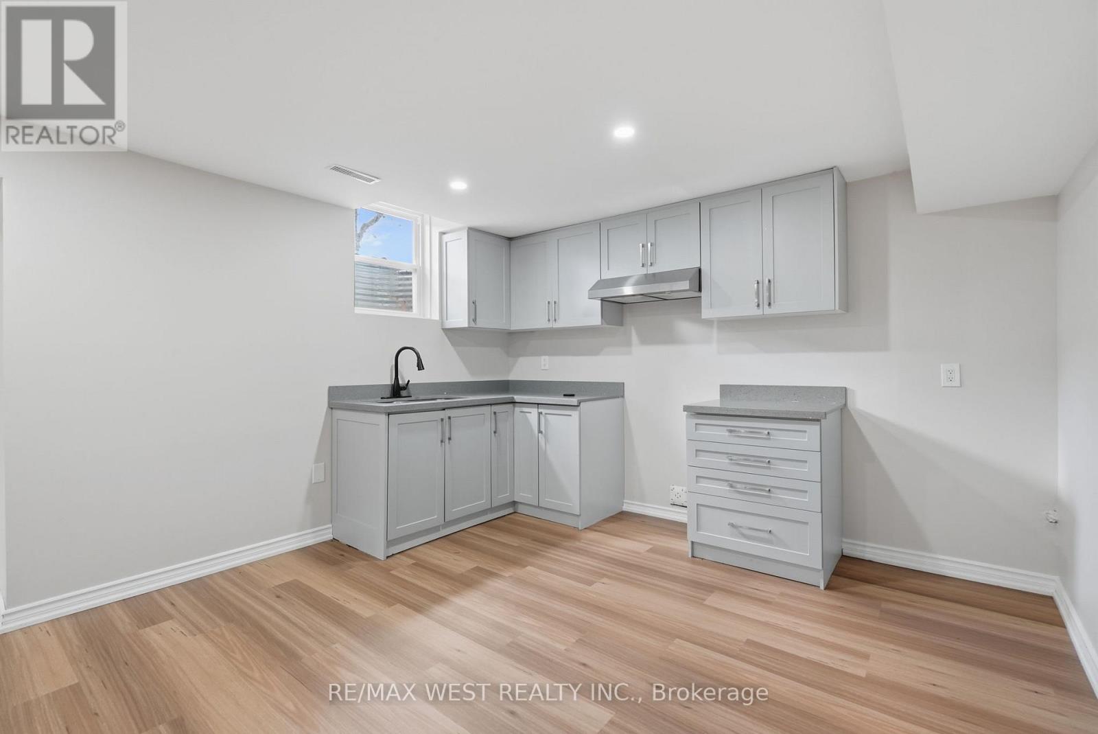 60 Furrow Drive Property Photo 27