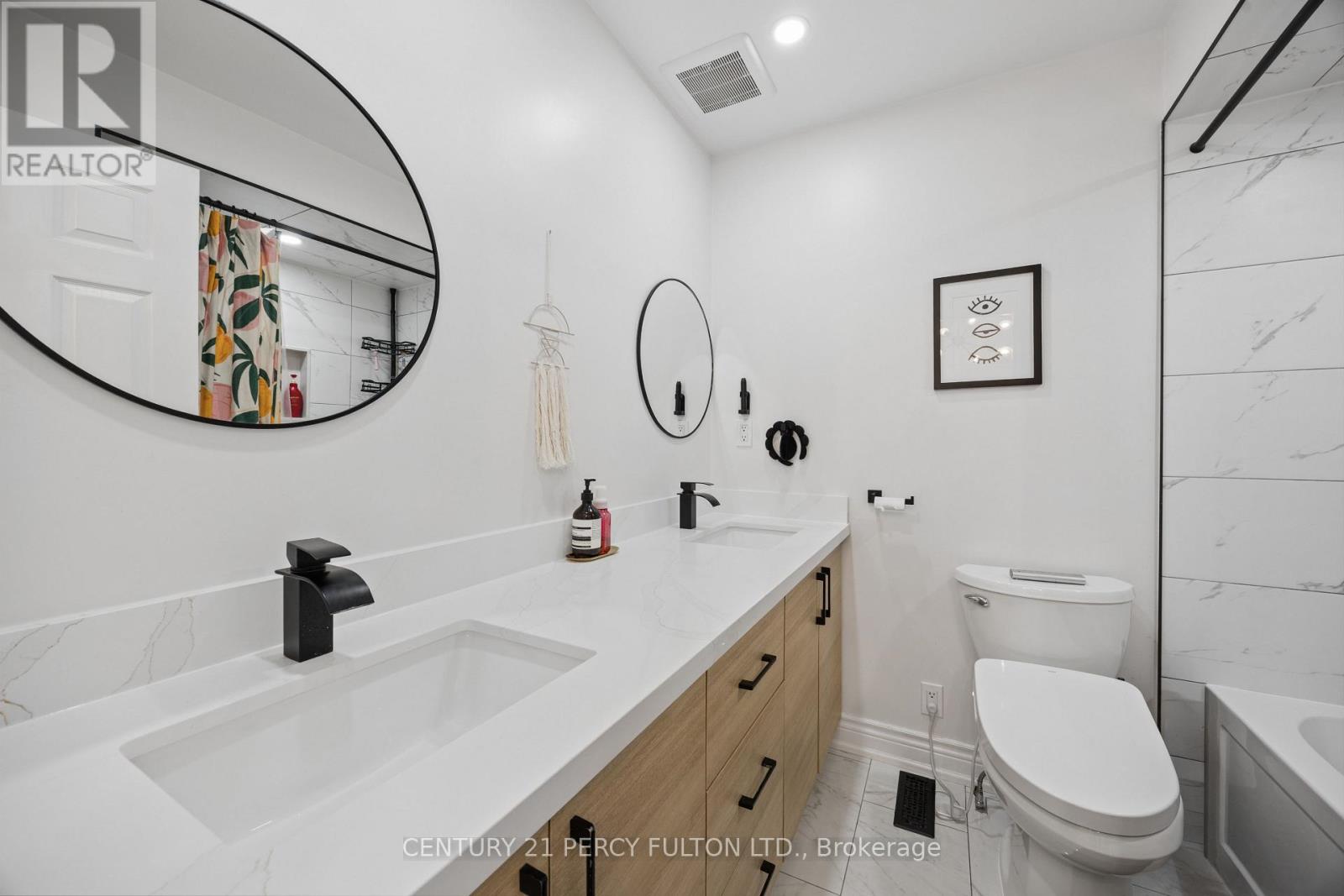 58b - 740 Kennedy Road Property Photo 15
