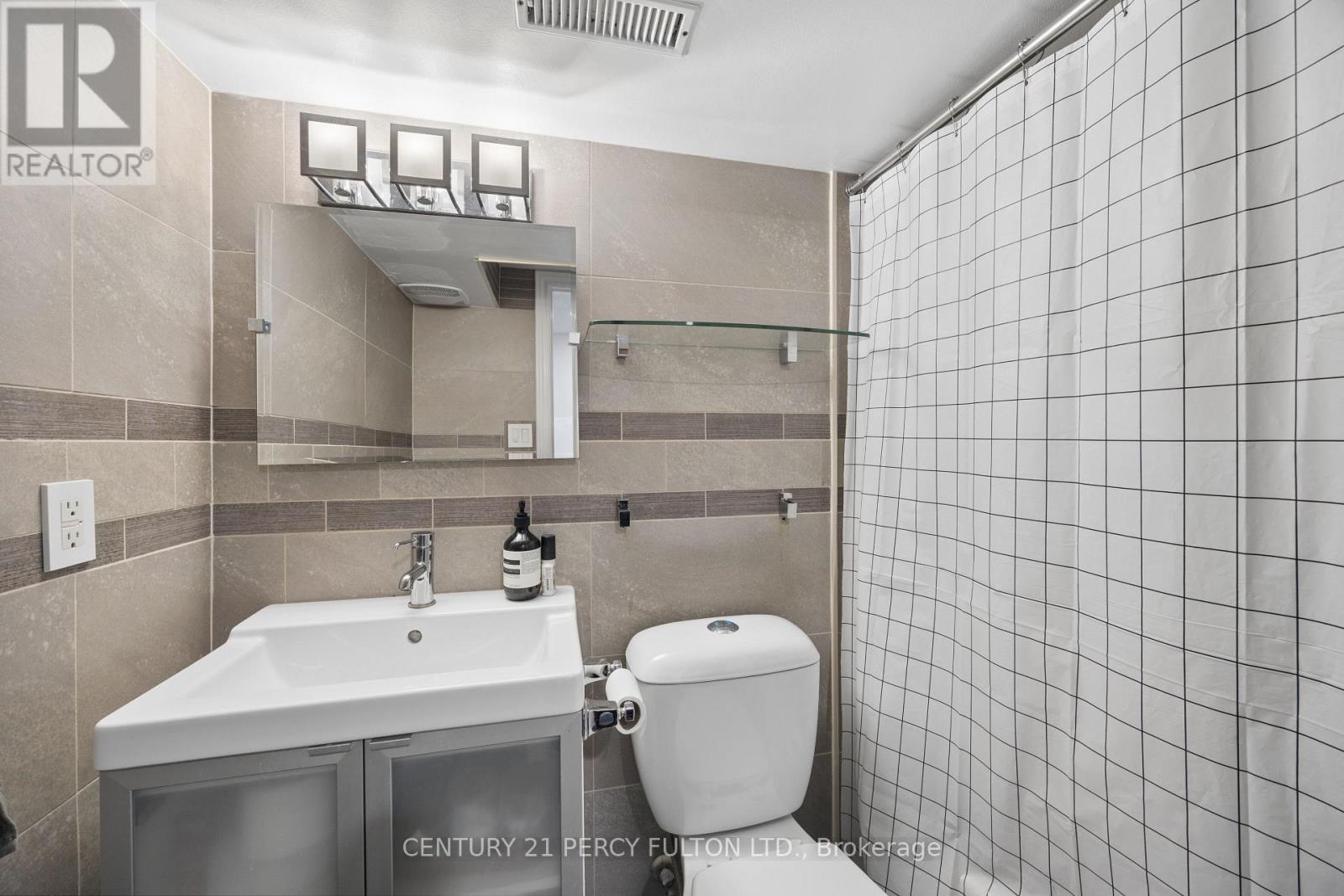 58b - 740 Kennedy Road Property Photo 21