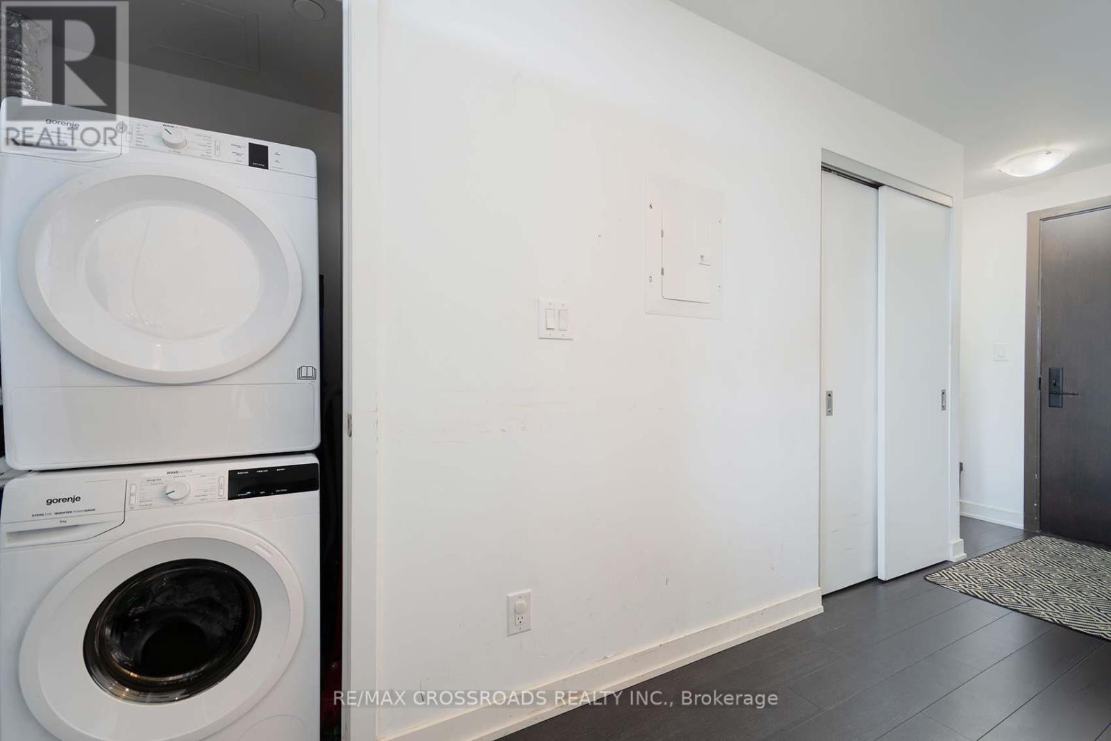 628 - 2799 Kingston Road Property Photo 25