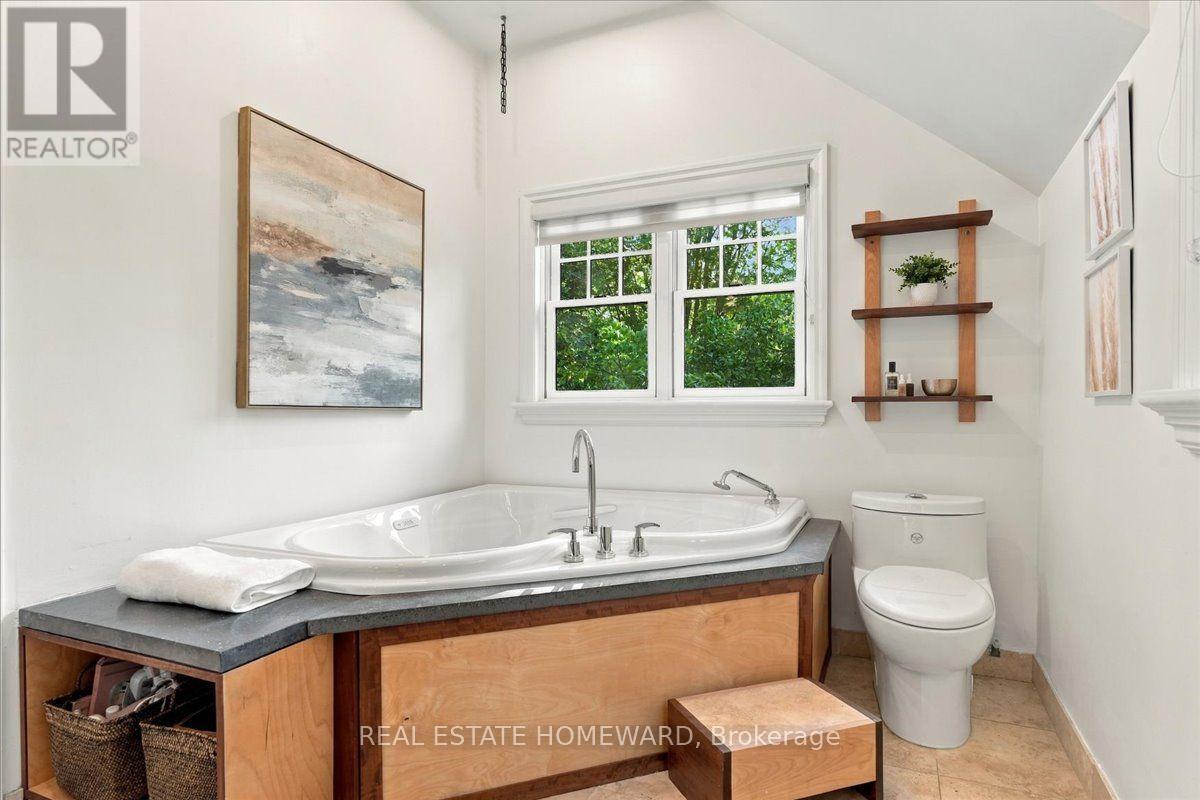 35 Springbank Avenue Property Photo 21