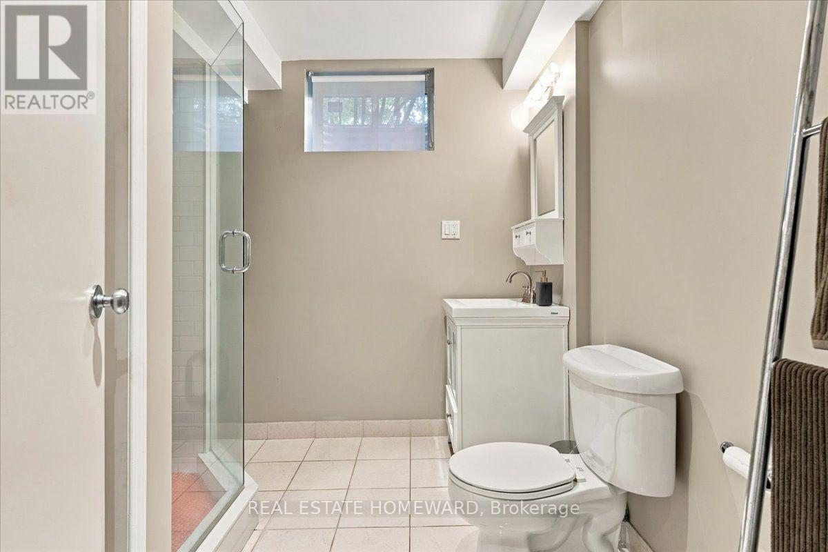 35 Springbank Avenue Property Photo 37