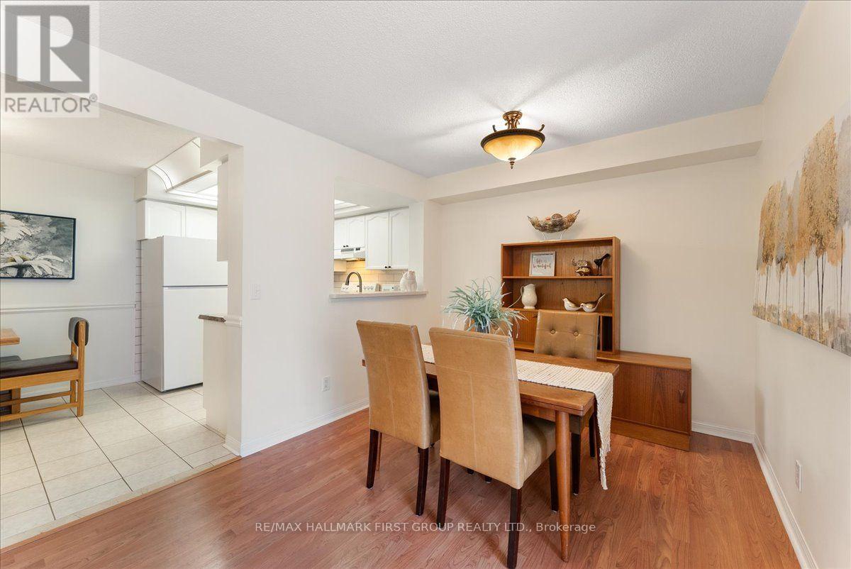 607 - 1400 The Esplanade N Property Photo 7