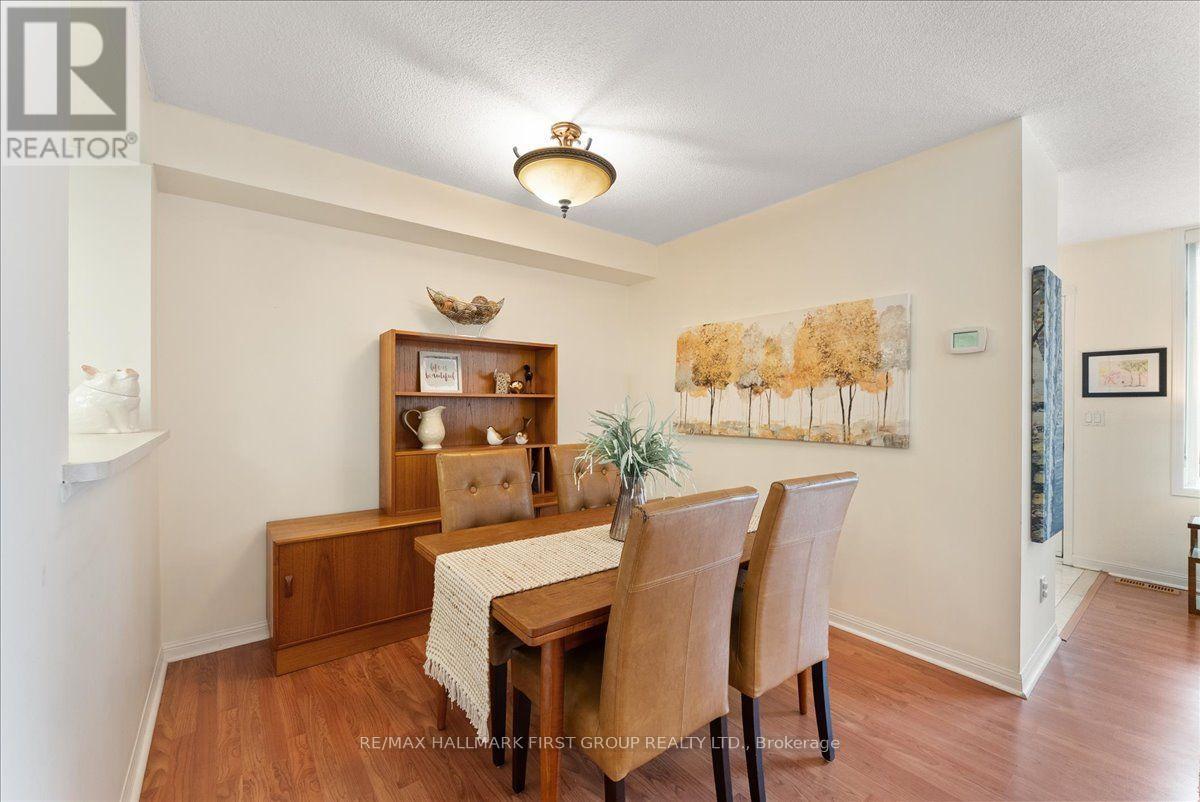 607 - 1400 The Esplanade N Property Photo 8