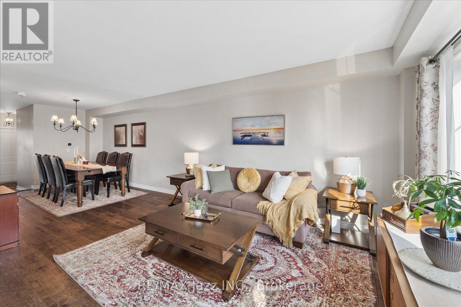 61 Great Gabe Crescent Property Photo 8