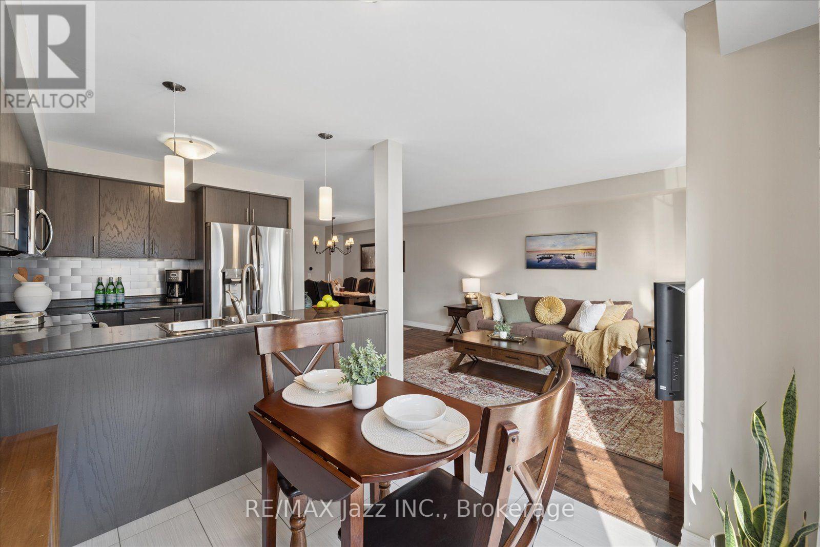 61 Great Gabe Crescent Property Photo 15