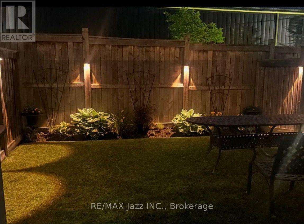 61 Great Gabe Crescent Property Photo 34