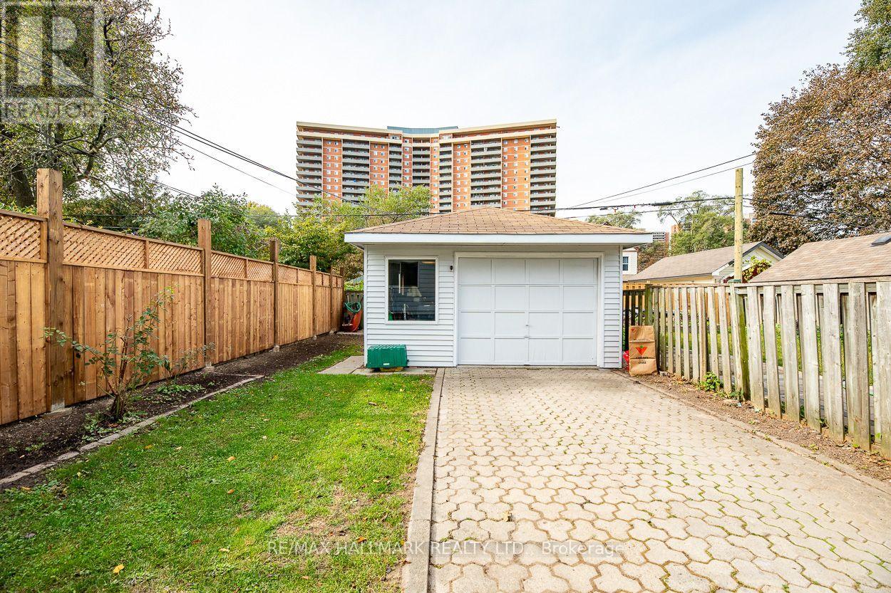 70 Madelaine Avenue Property Photo 19