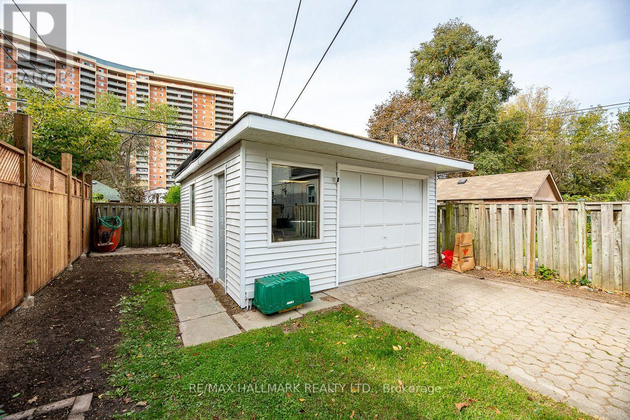 70 Madelaine Avenue Property Photo 20