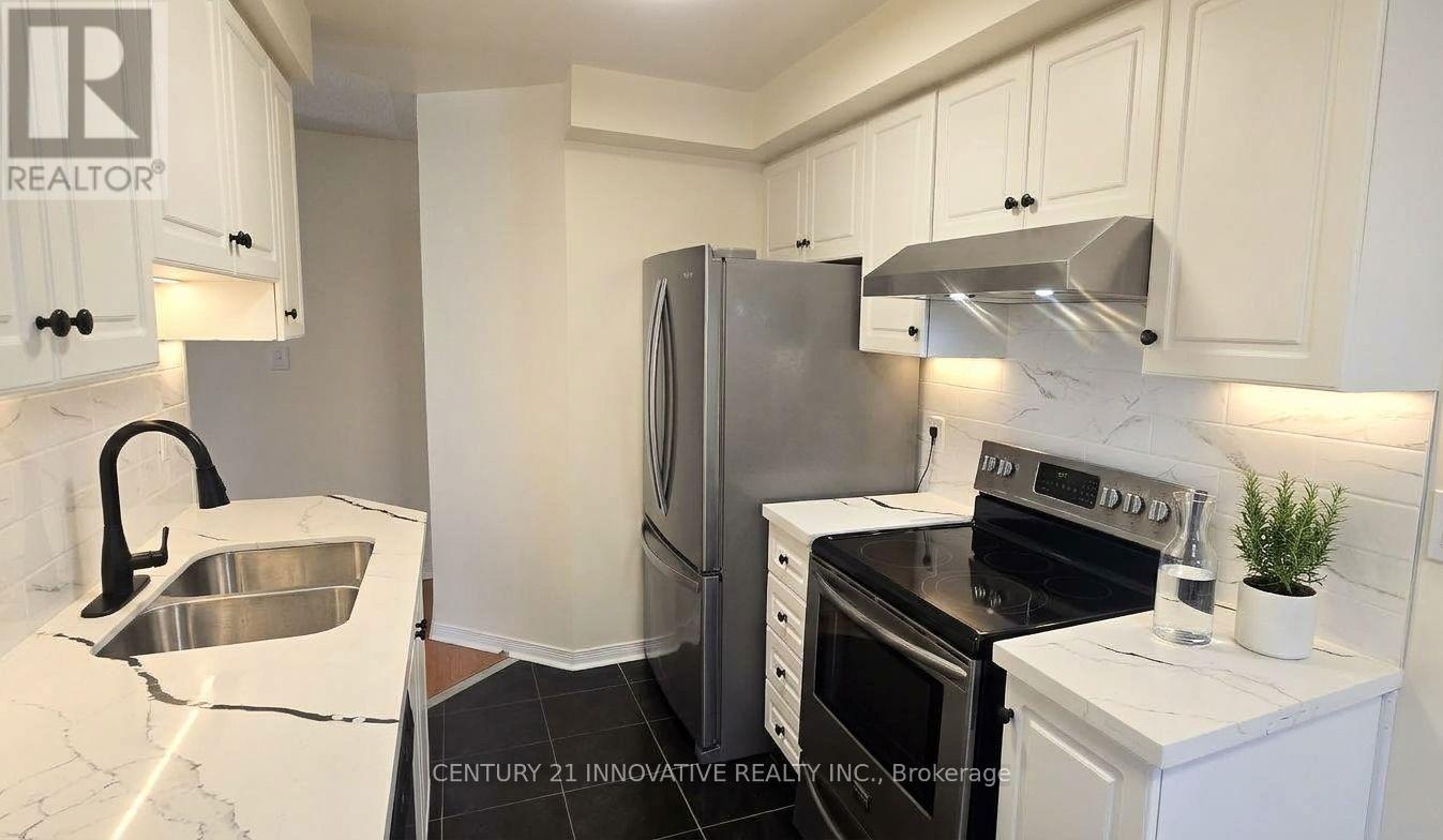 1003 - 19 Rosebank Drive Property Photo 6