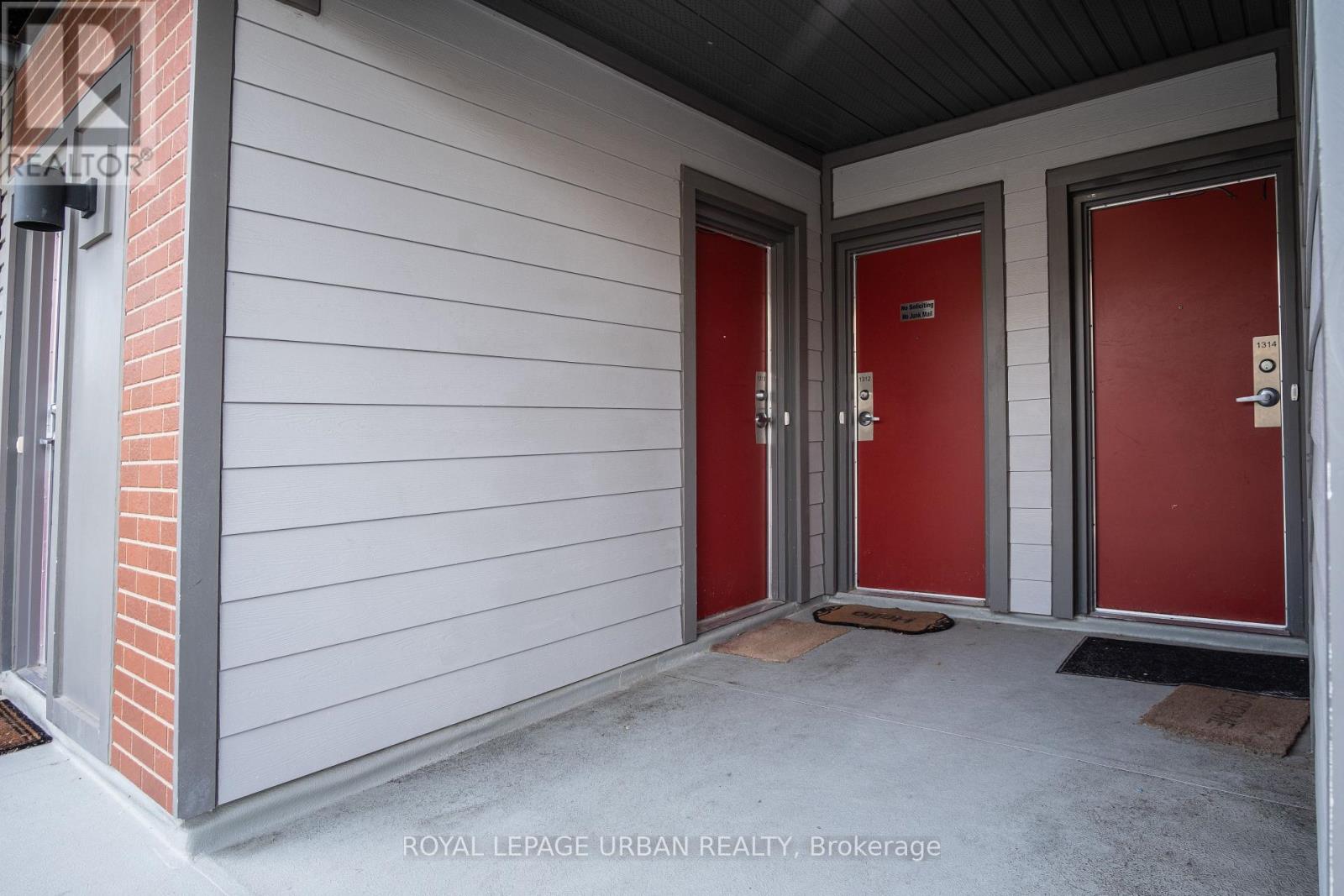 1313 - 2635 William Jackson Drive Property Photo 2