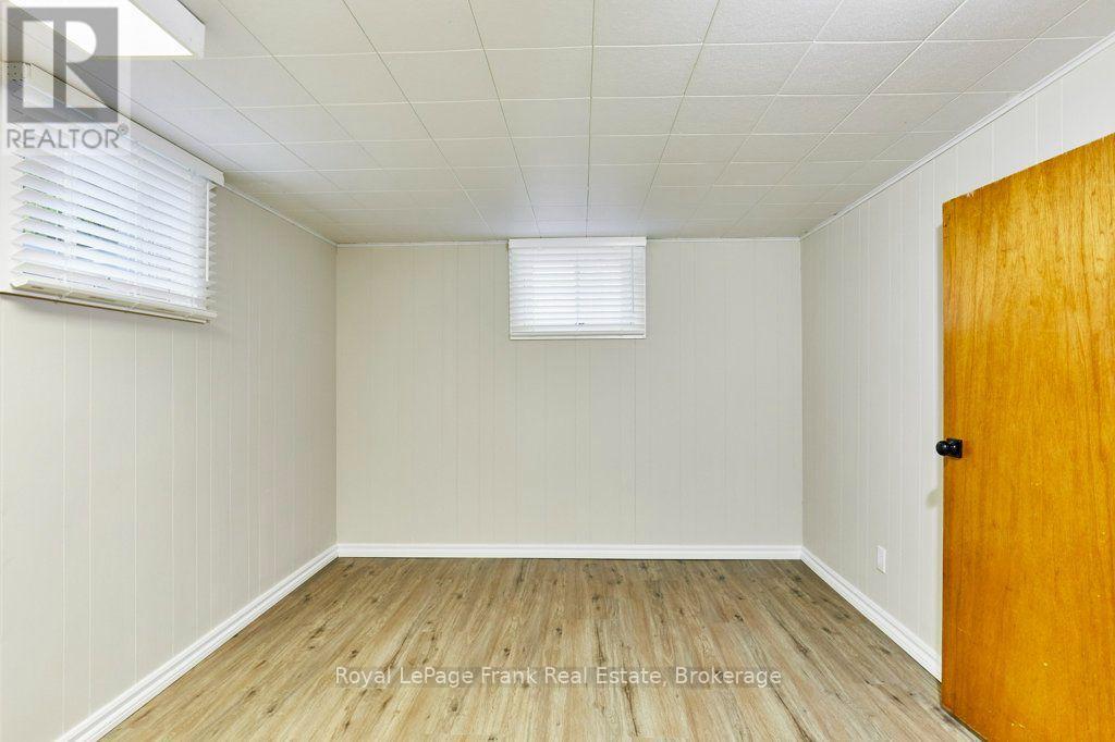 15111 Simcoe Street Property Photo 27
