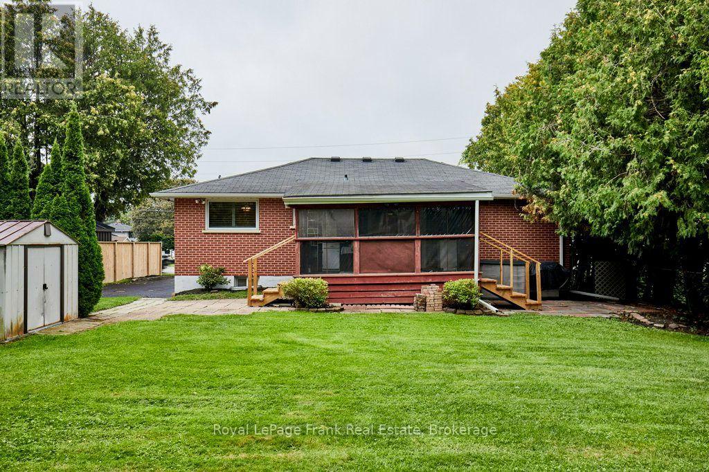 15111 Simcoe Street Property Photo 36