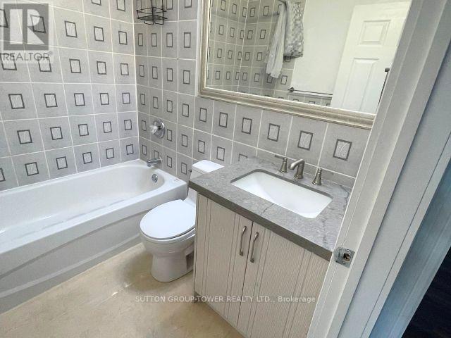 1a - 1429 Kingston Road Property Photo 8