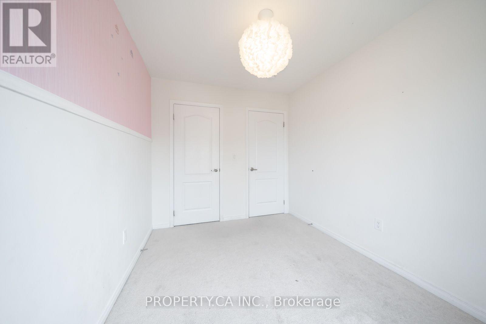 27 Healthcote Lane Property Photo 15