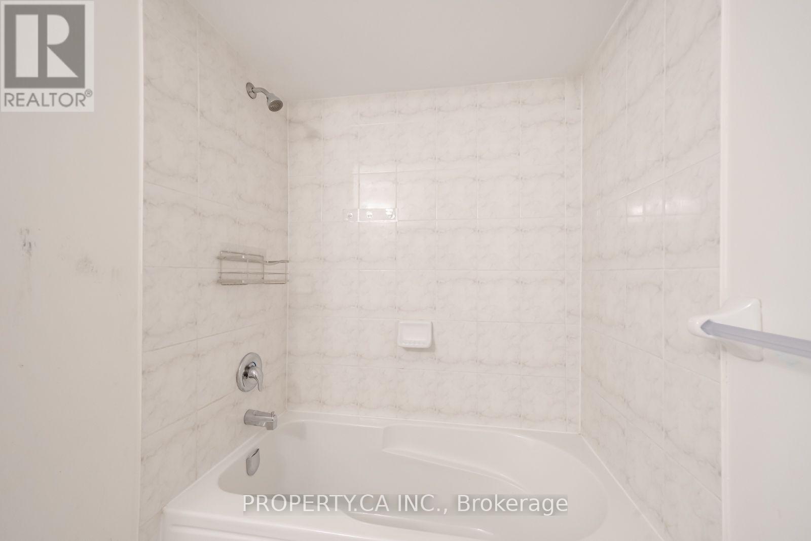 27 Healthcote Lane Property Photo 17