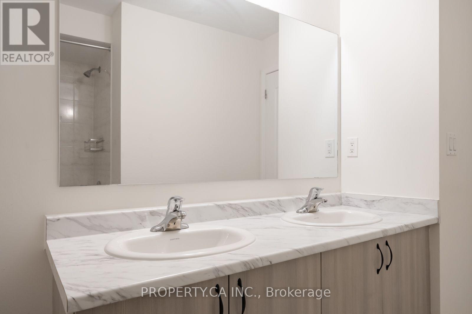 27 Healthcote Lane Property Photo 18