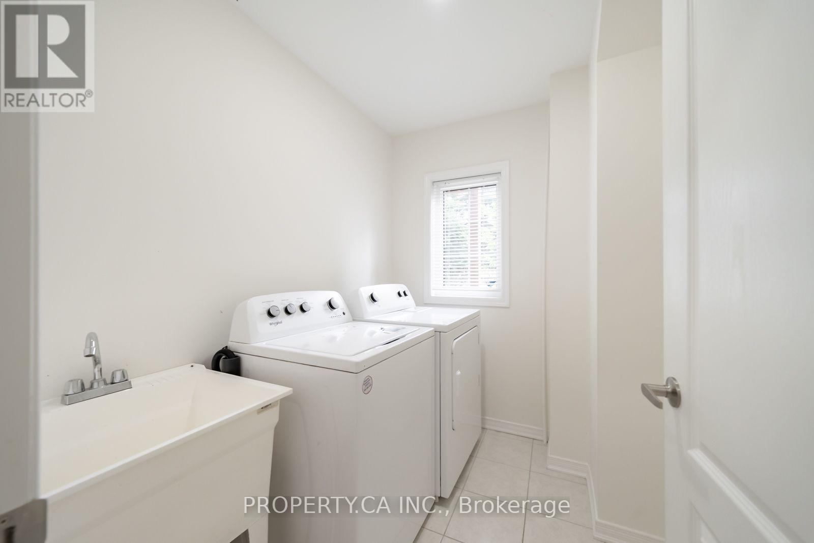 27 Healthcote Lane Property Photo 25