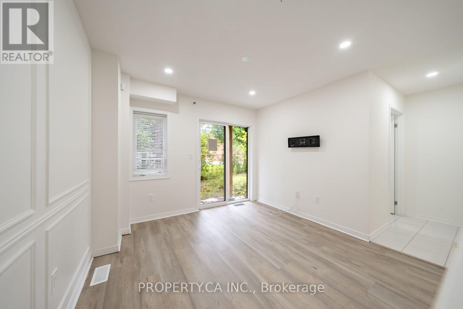 27 Healthcote Lane Property Photo 30