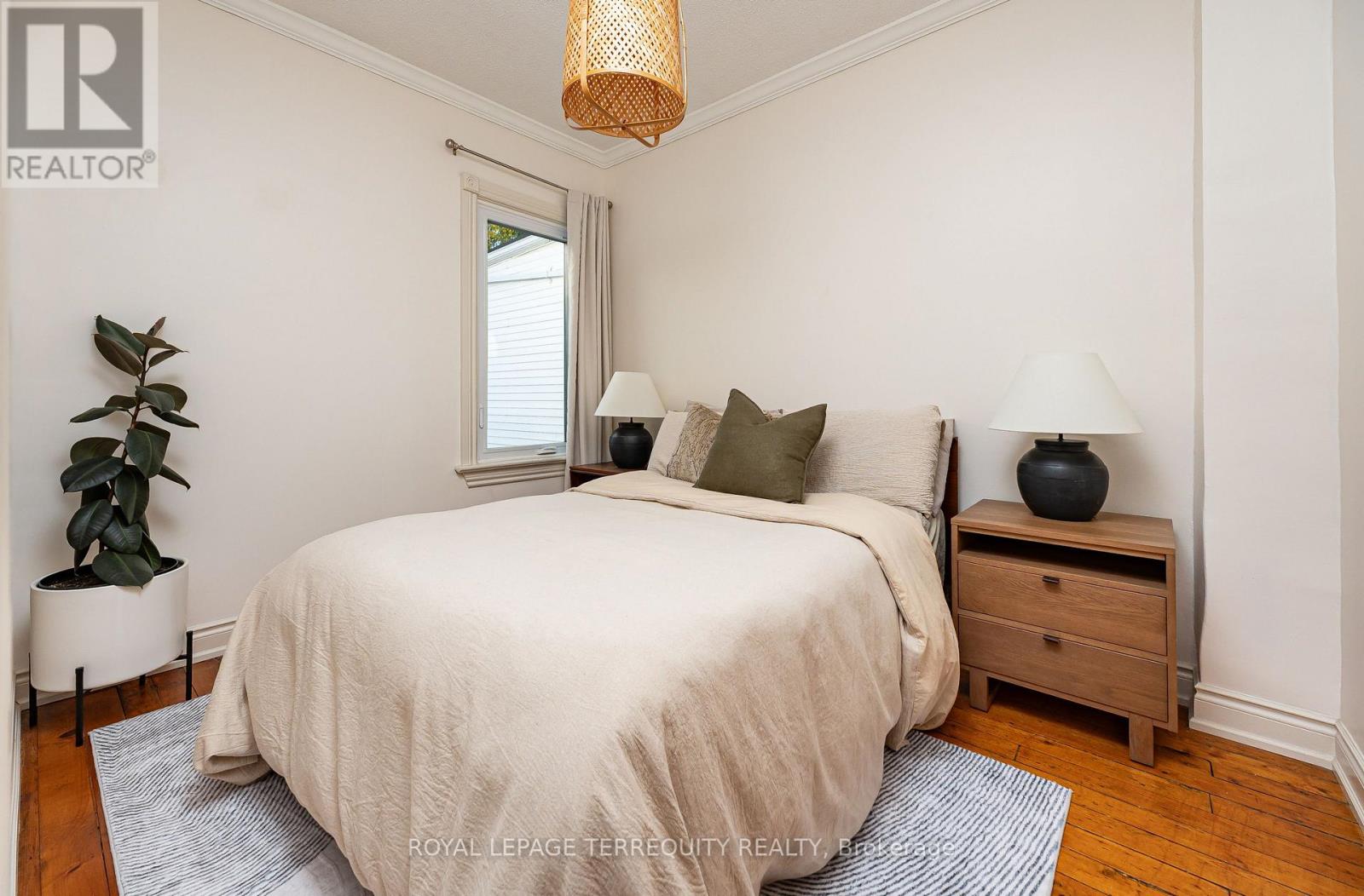 45 Dingwall Avenue Property Photo 17