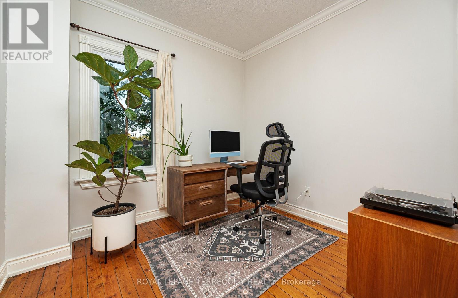 45 Dingwall Avenue Property Photo 20