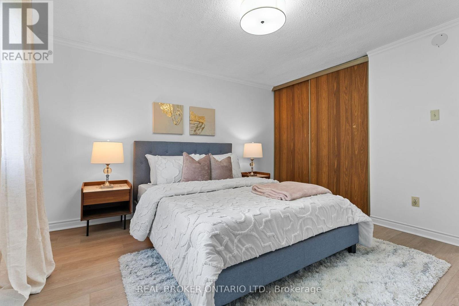 1 Baronial Court Property Photo 34