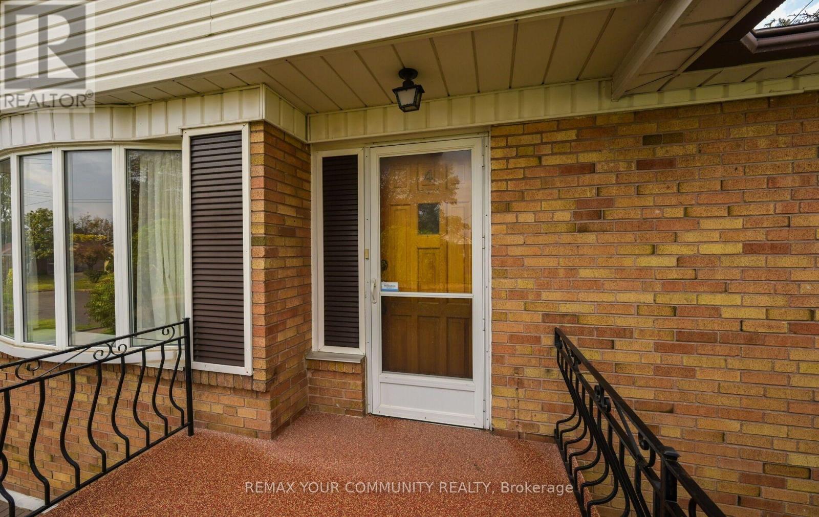 4 Hughes Place Property Photo 5