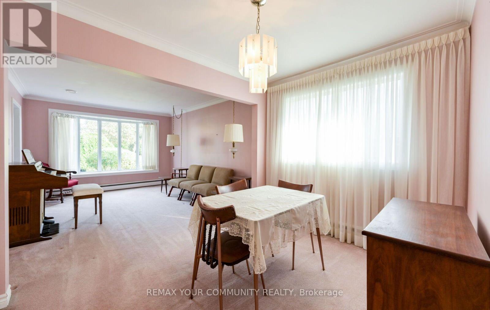 4 Hughes Place Property Photo 6
