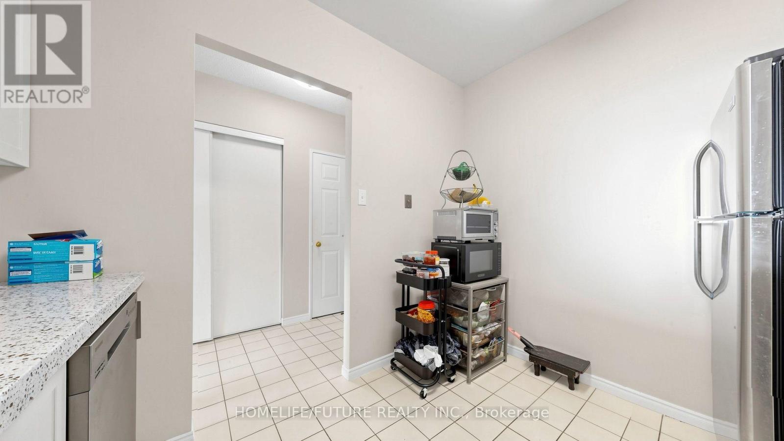 1008 - 430 Mclevin Avenue Property Photo 24