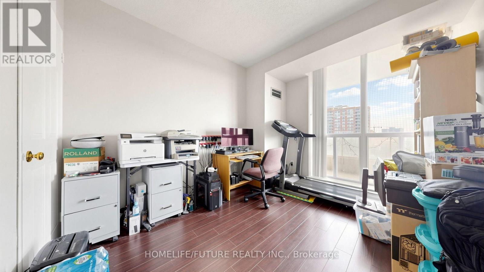 1008 - 430 Mclevin Avenue Property Photo 31