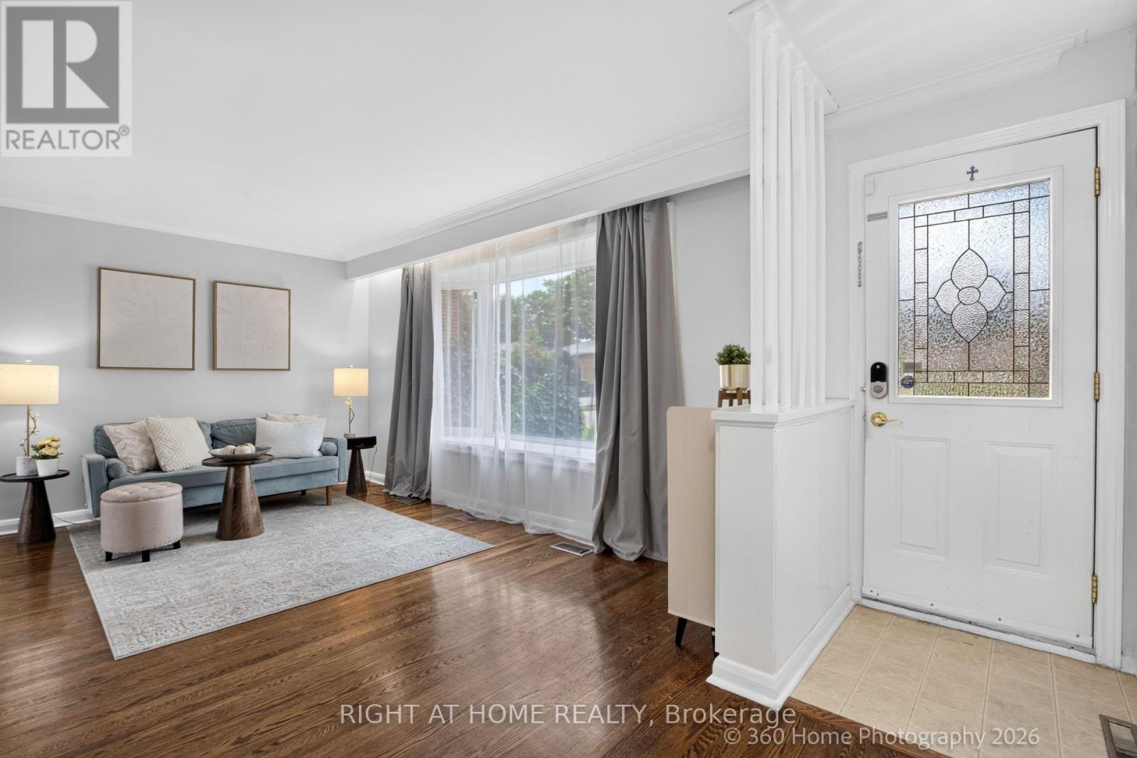100 Perivale Crescent Property Photo 3