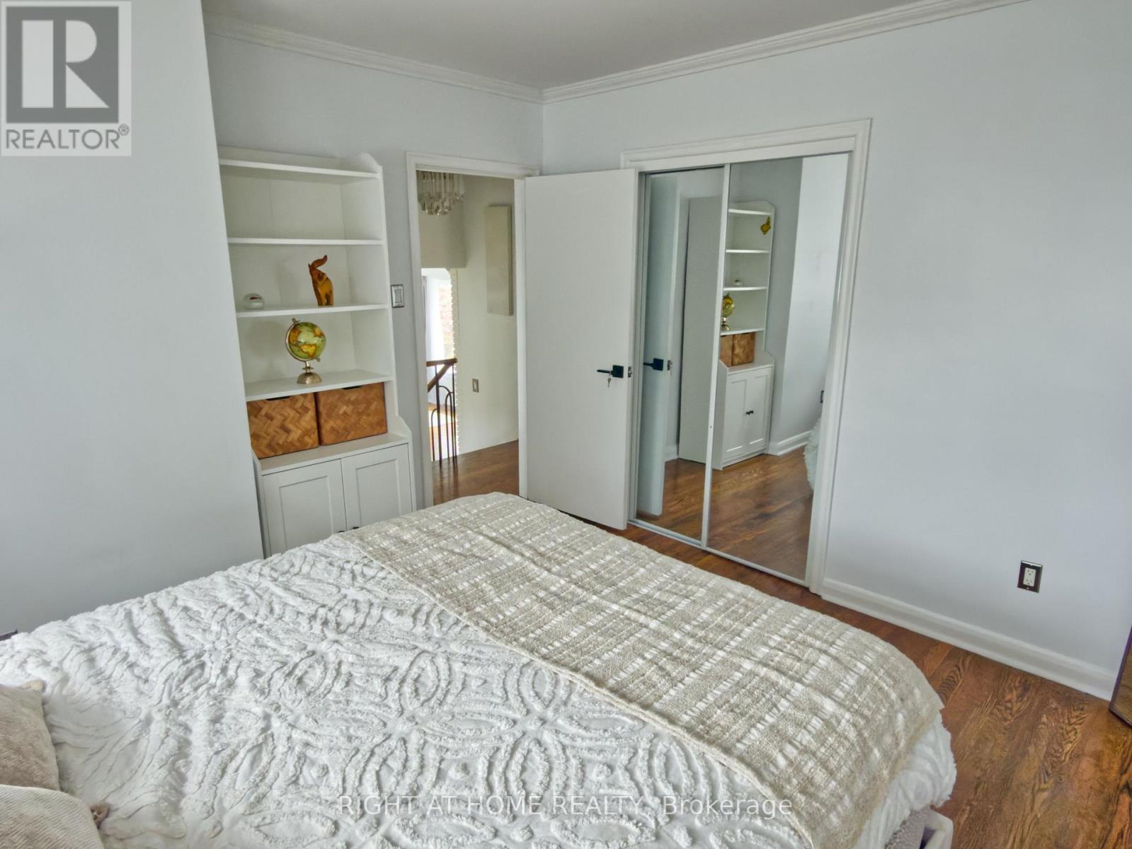 100 Perivale Crescent Property Photo 30