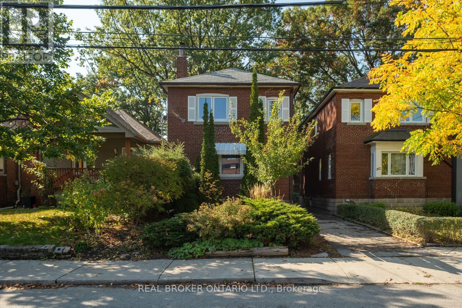 100 Oak Park Avenue Property Photo 1