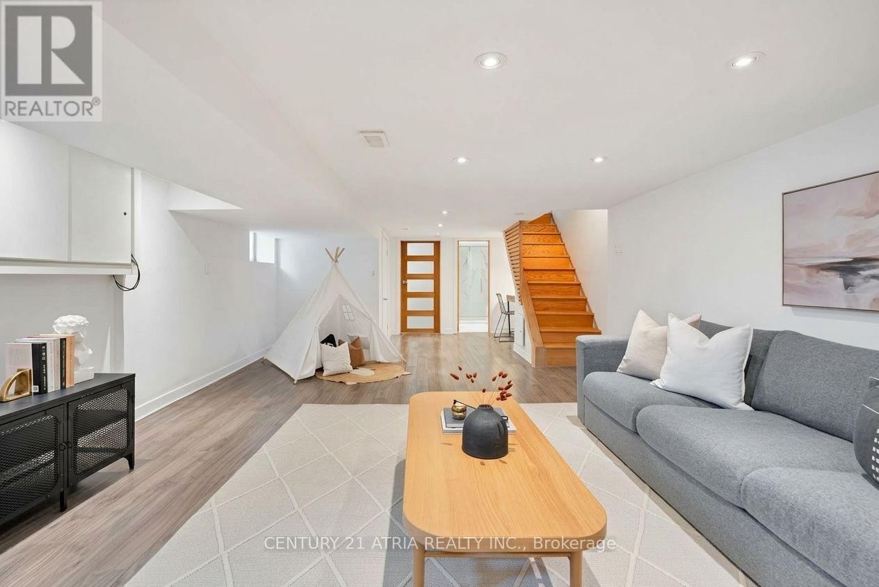 43 Torrens Avenue Property Photo 28