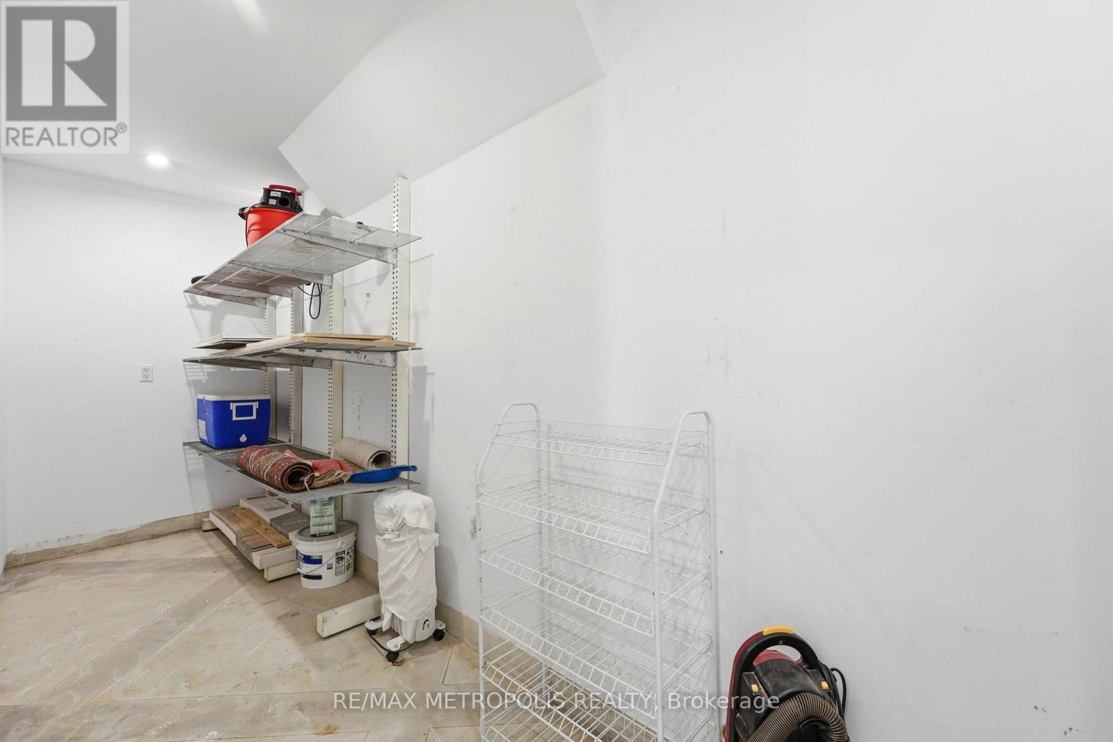 Bsmt - 2 Denvale Road Property Photo 21