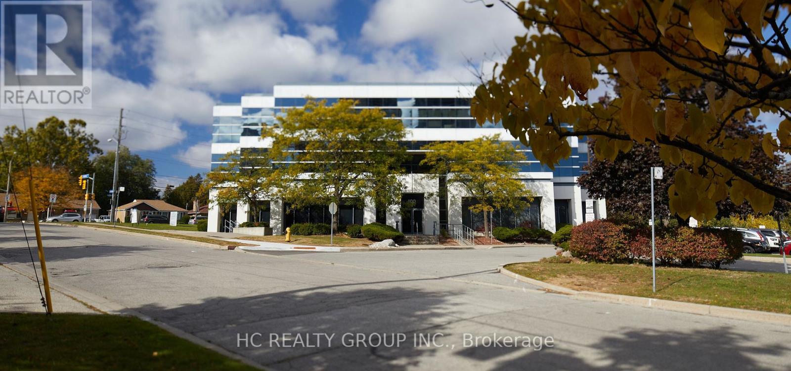 201 - 100 Cowdray Court Property Photo 2