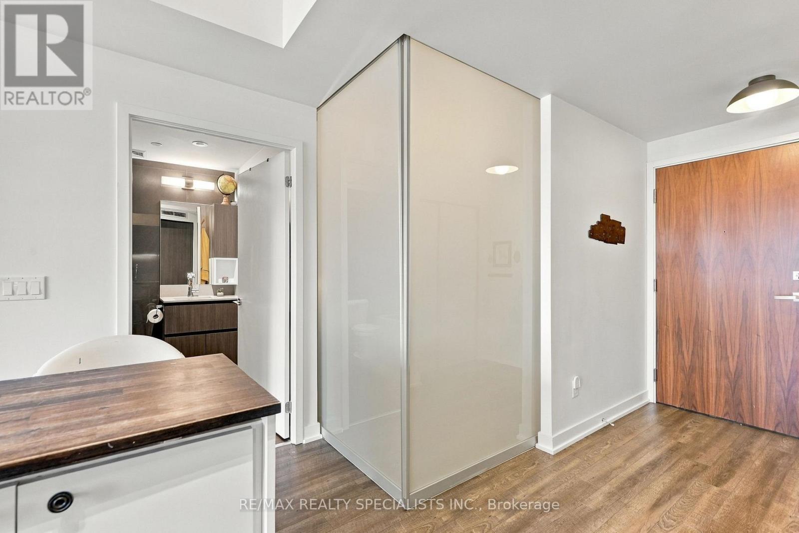 622 - 30 Baseball Place Property Photo 27
