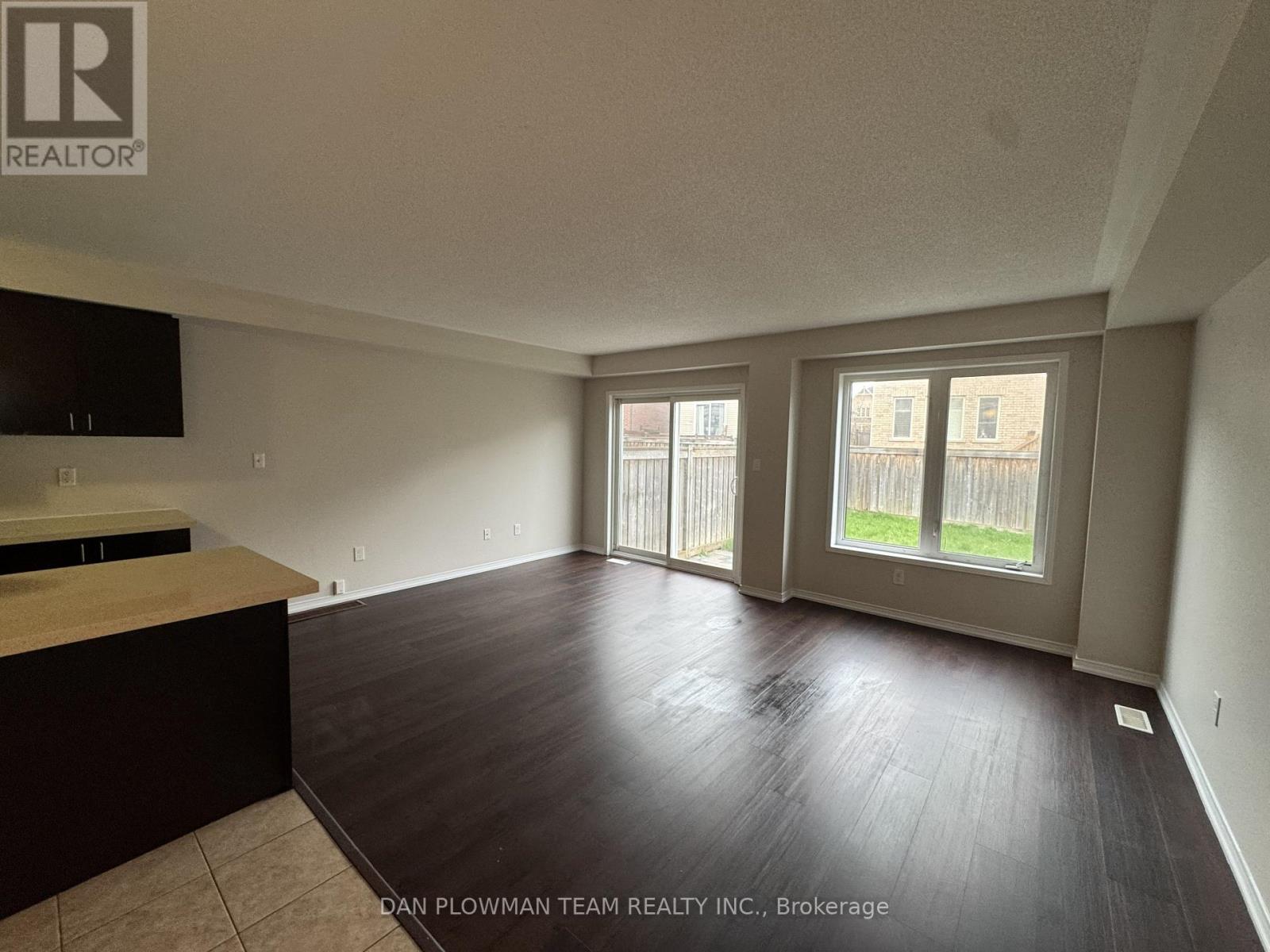 150 Dance Act Avenue Property Photo 5