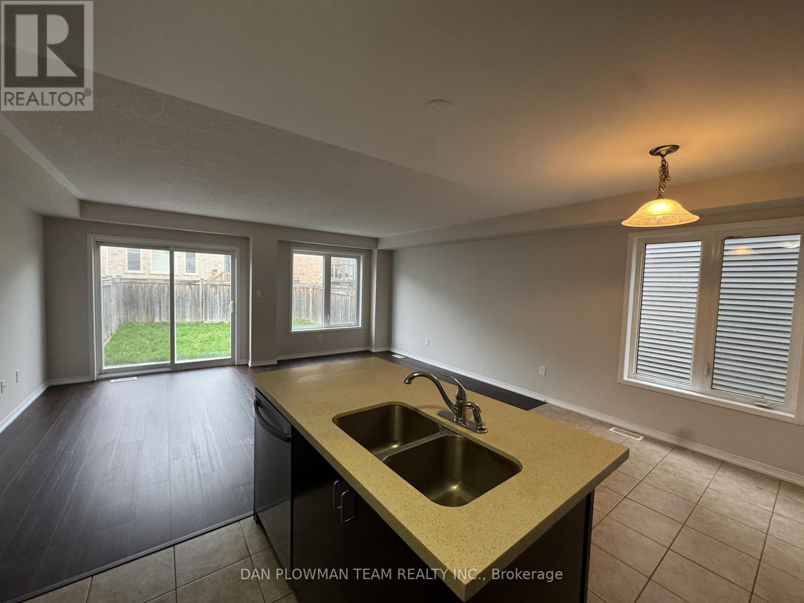 150 Dance Act Avenue Property Photo 7
