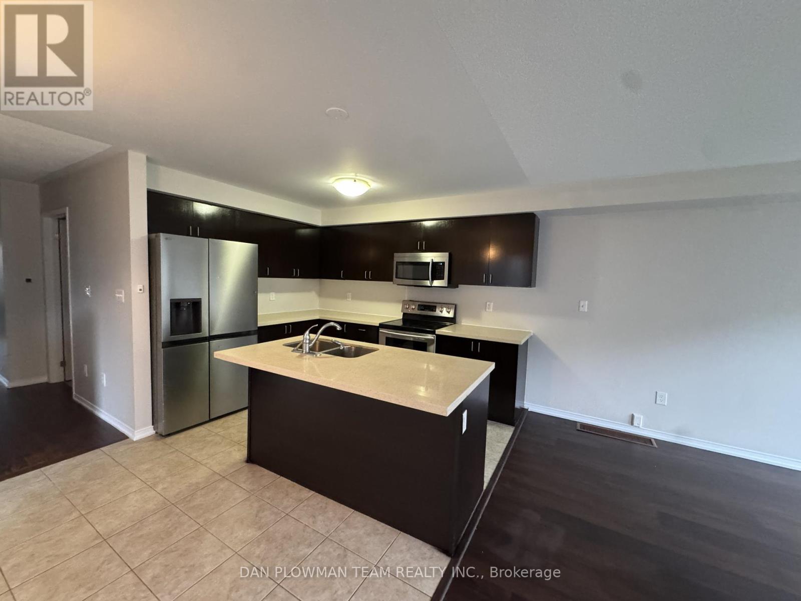 150 Dance Act Avenue Property Photo 8