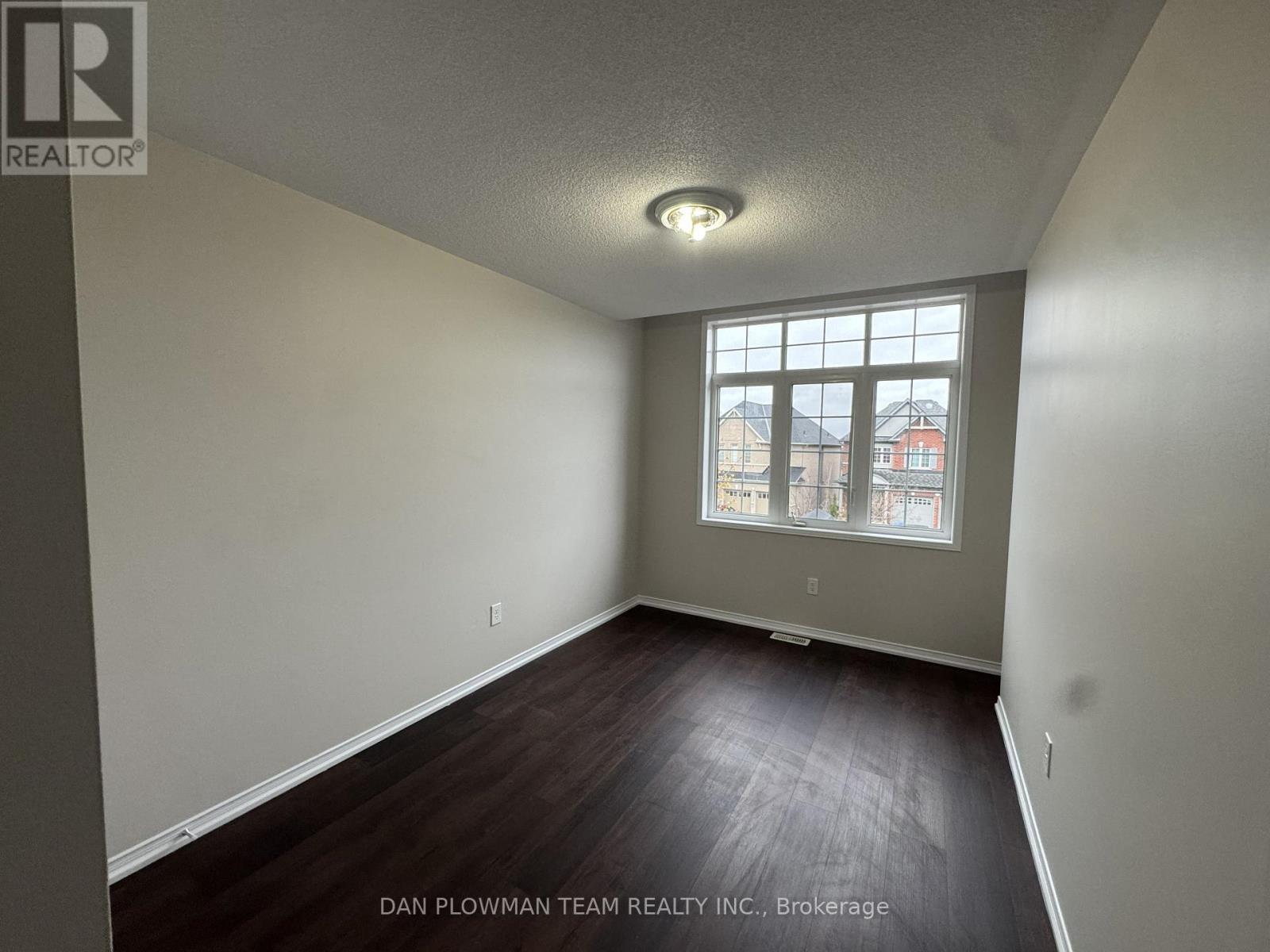150 Dance Act Avenue Property Photo 12