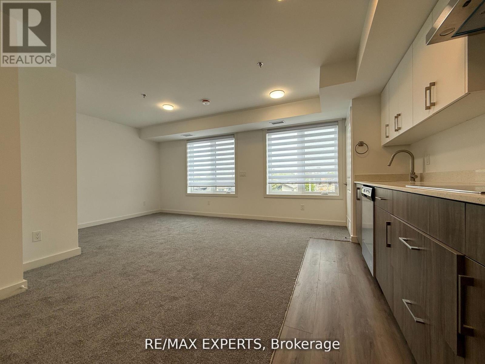 104 - 45 Connaught Avenue Property Photo 15