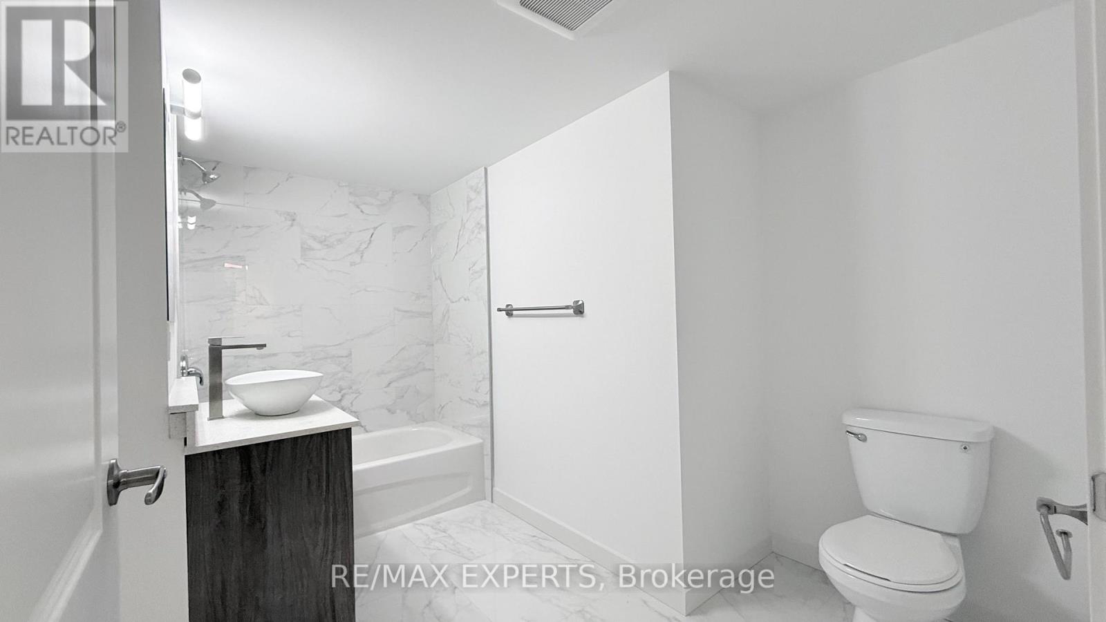 402 - 45 Connaught Avenue Property Photo 5