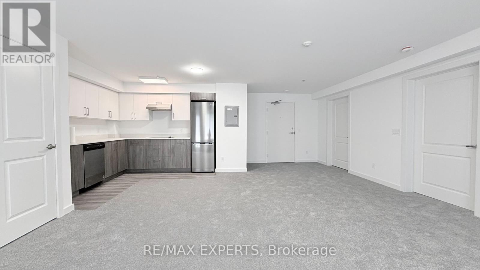 402 - 45 Connaught Avenue Property Photo 7