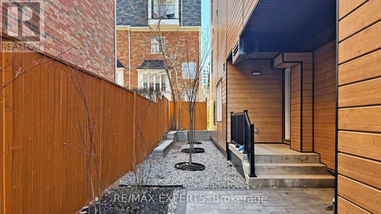 402 - 45 Connaught Avenue Property Photo 19