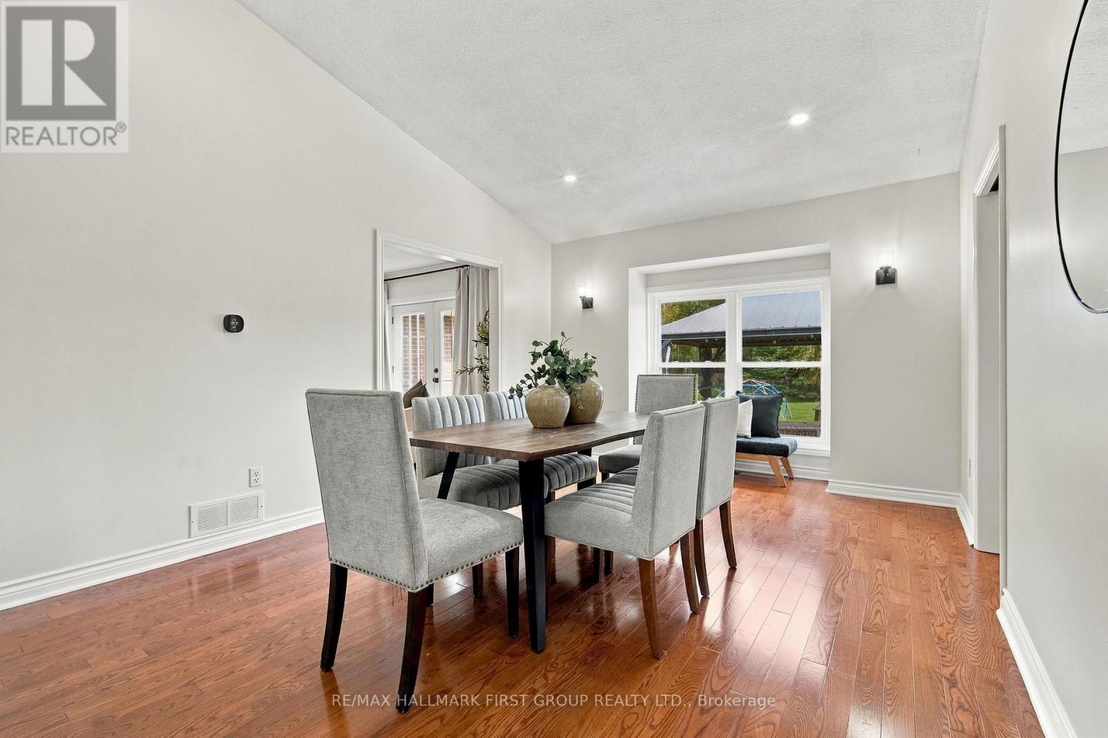 4275 Tooley Road Property Photo 12