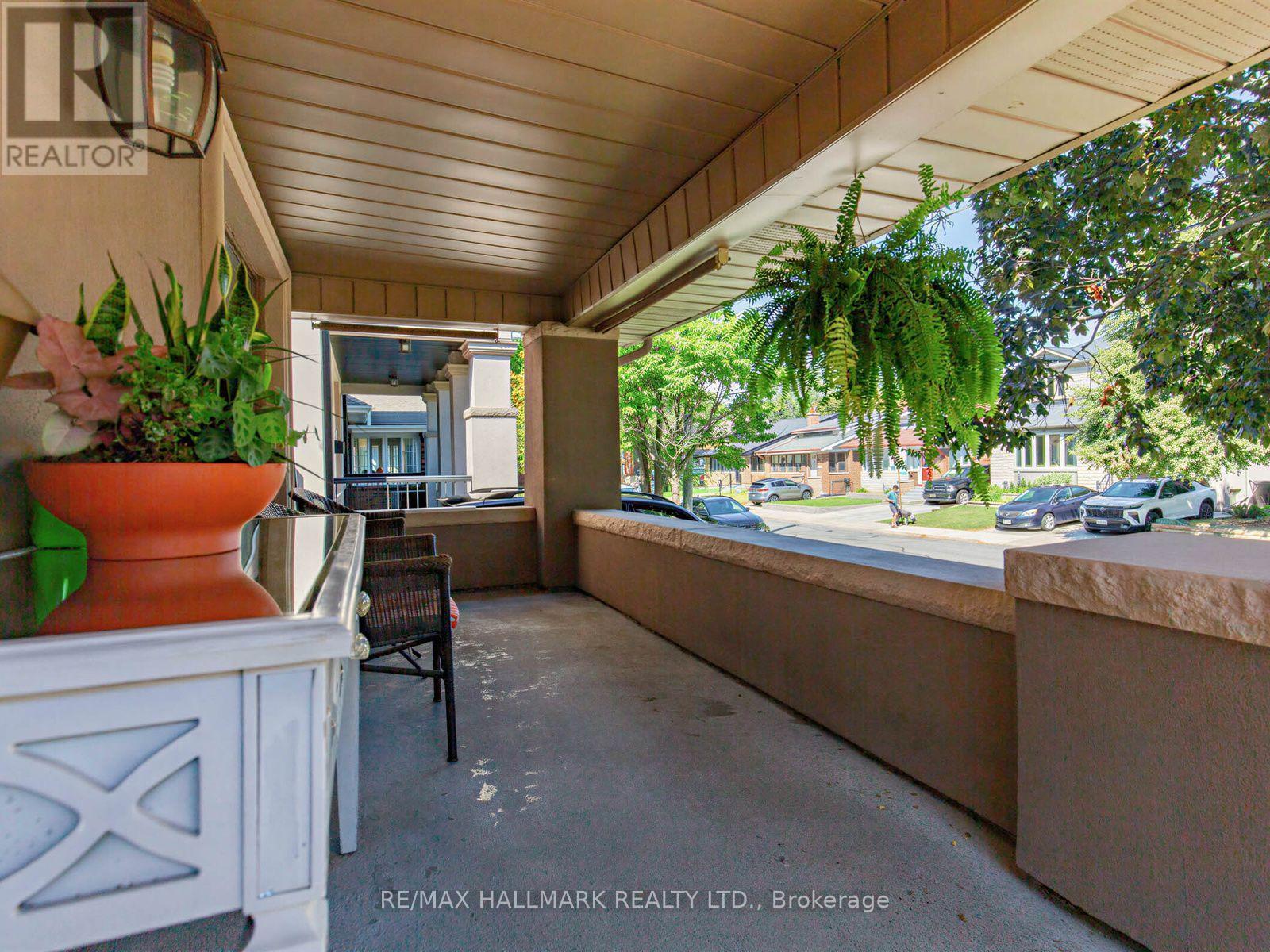 297 Strathmore Boulevard Property Photo 4